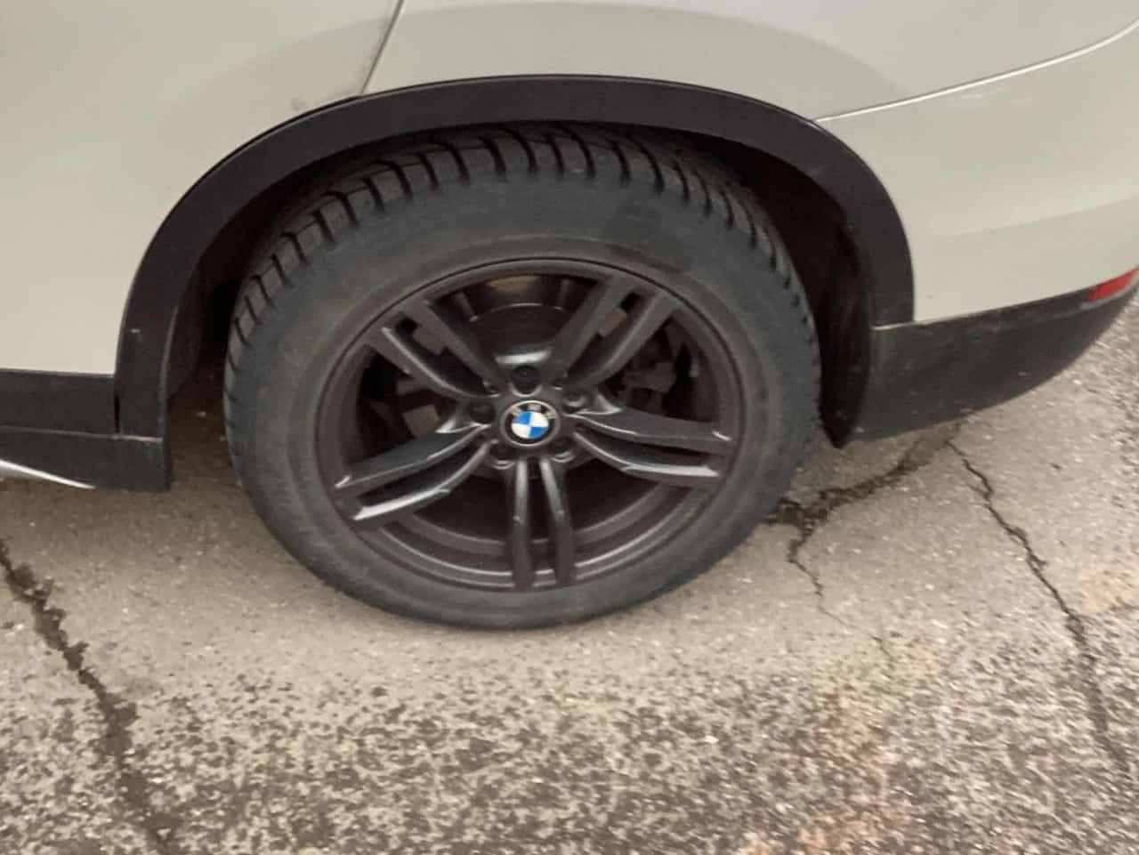 BMW X1 * xDrive28i * CARFAX * �������� * NAVI * ����� | Mobile.bg � ����������� 16