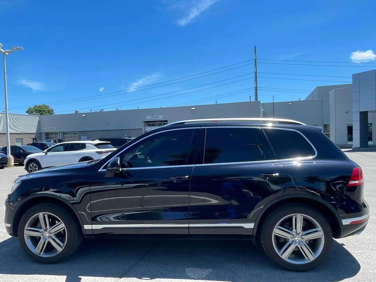 VW Touareg * 4dr TDI* АВТОКРЕДИТ БЕЗ ПЪРВОНАЧАЛНА ВНОСКА* , снимка 2 - Автомобили и джипове - 55005932