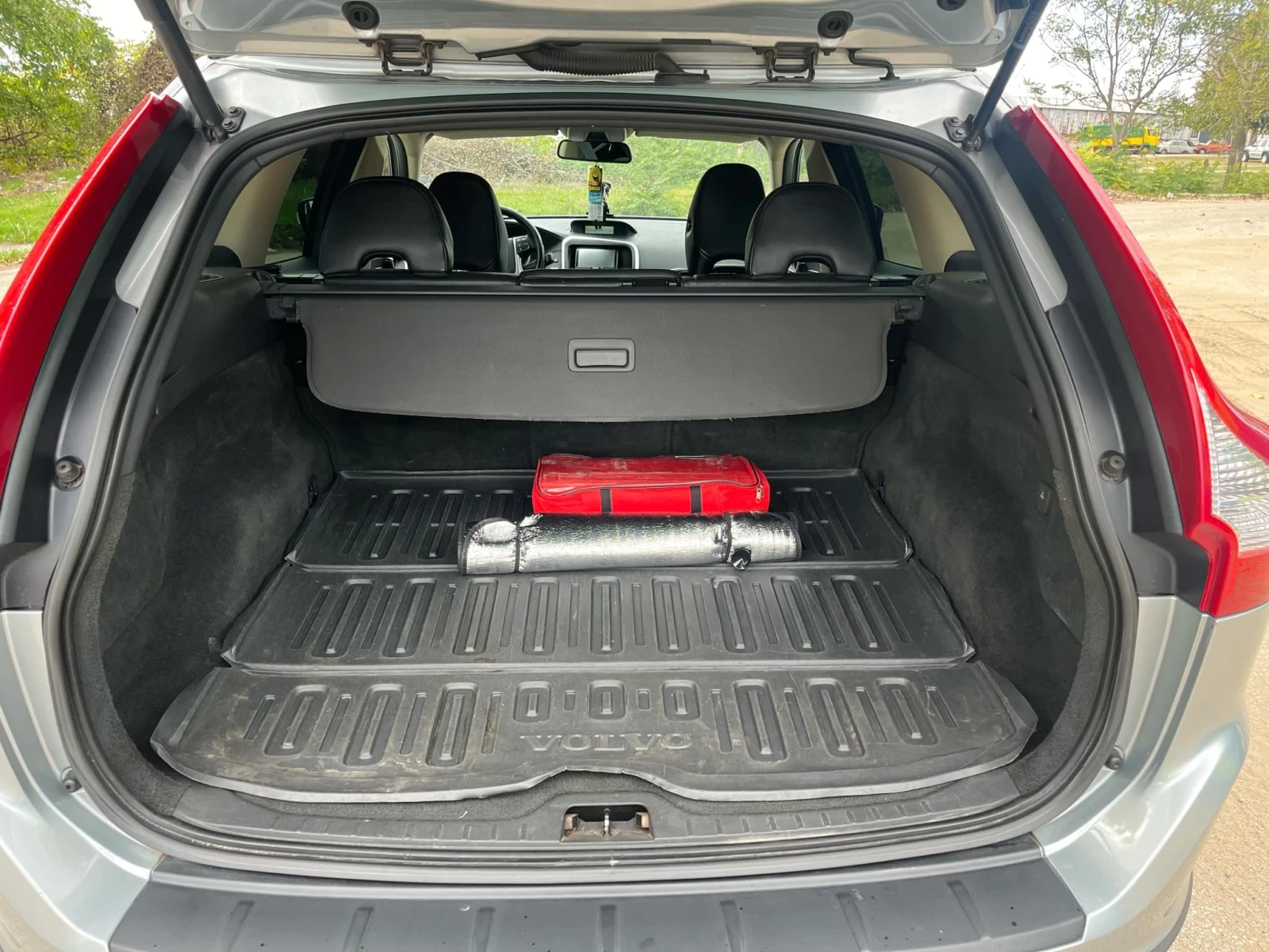 Volvo XC60, снимка 14 - Автомобили и джипове - 55015946