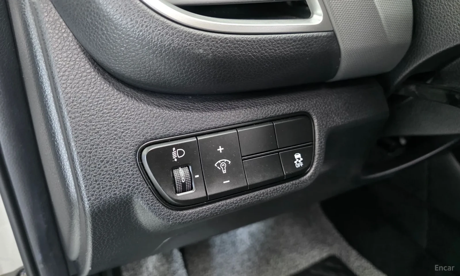 Kia Seltos, снимка 13 - Автомобили и джипове - 55219008
