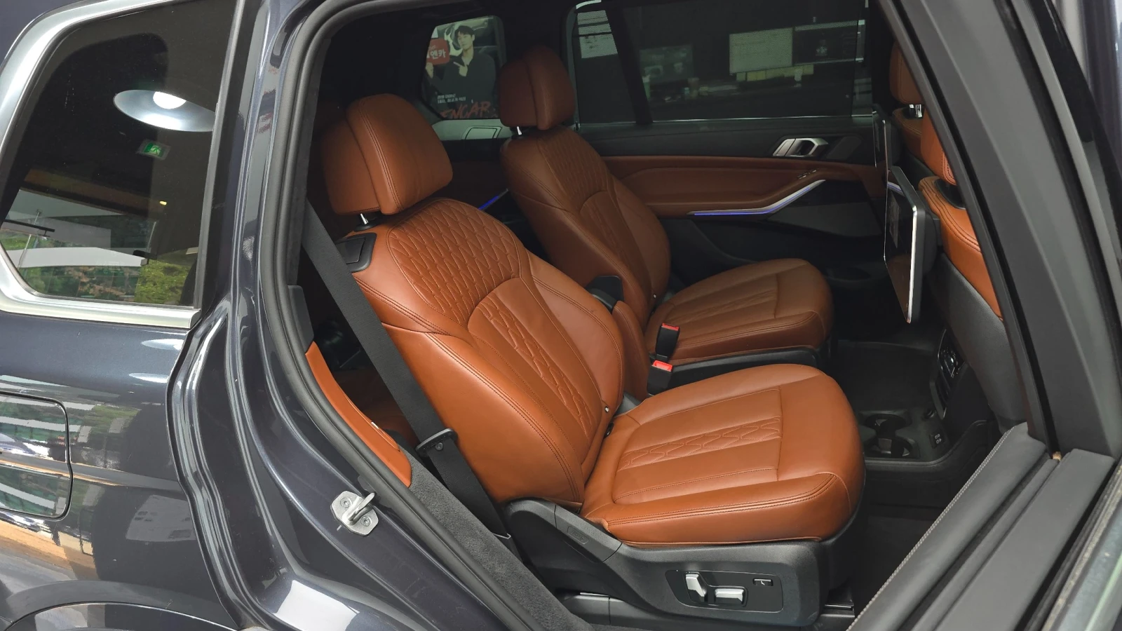BMW X7 * xDrive40i M Sport* ����������*  | Mobile.bg � ����������� 10