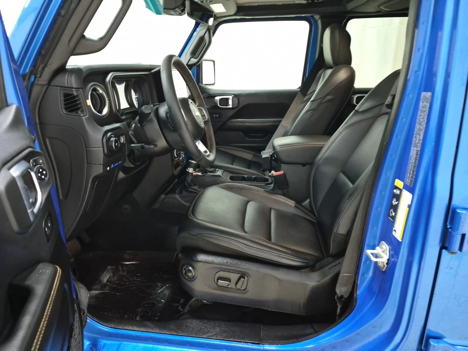 Jeep Wrangler 4xe SAHARA, АВТОКРЕДИТ, снимка 10 - Автомобили и джипове - 56302441