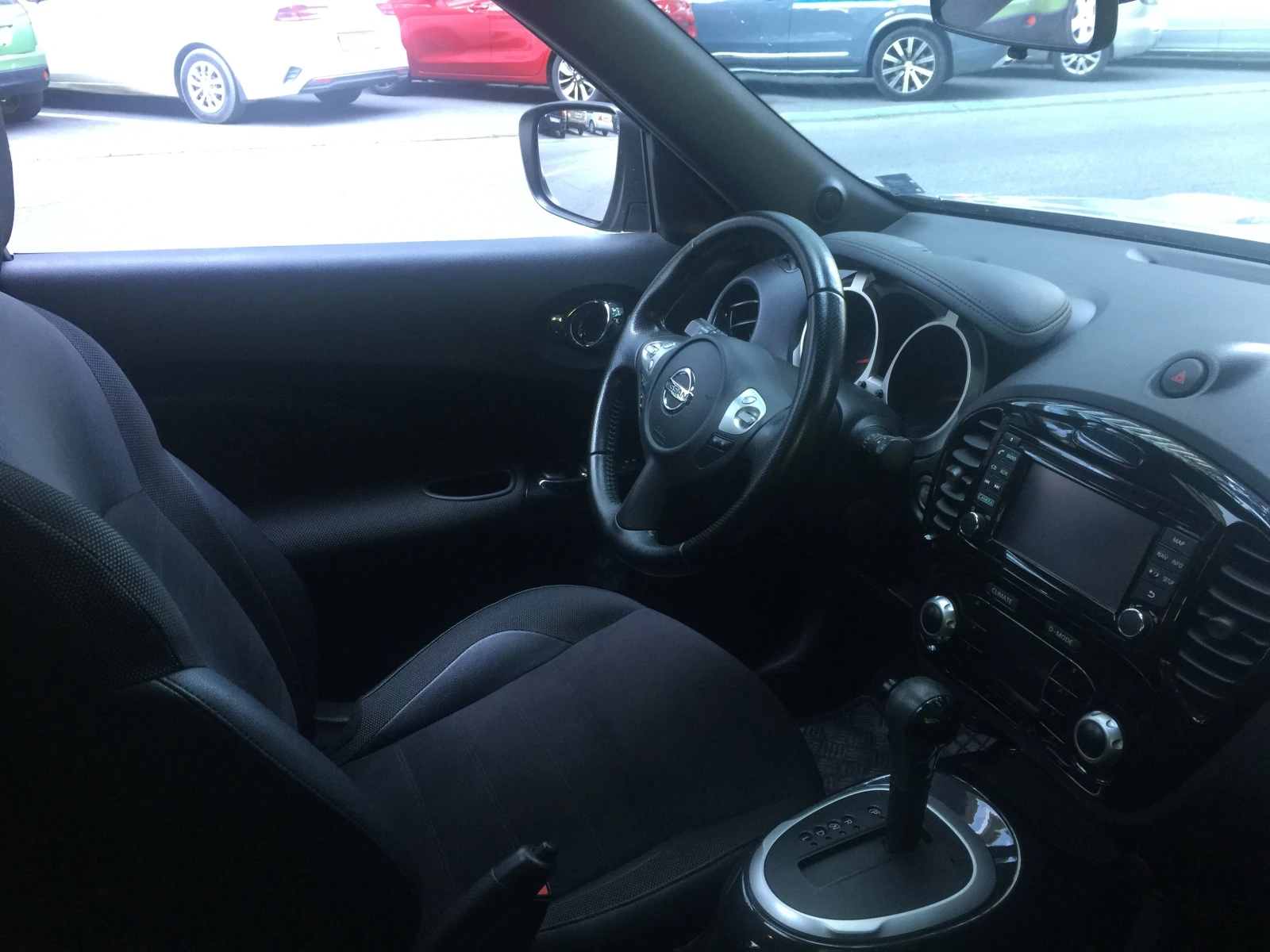 Nissan Juke, снимка 10 - Автомобили и джипове - 56536881