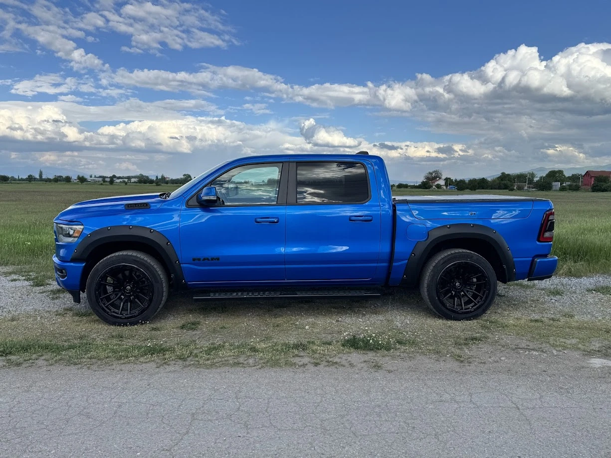 Dodge RAM 1500, снимка 2 - Автомобили и джипове - 56679436