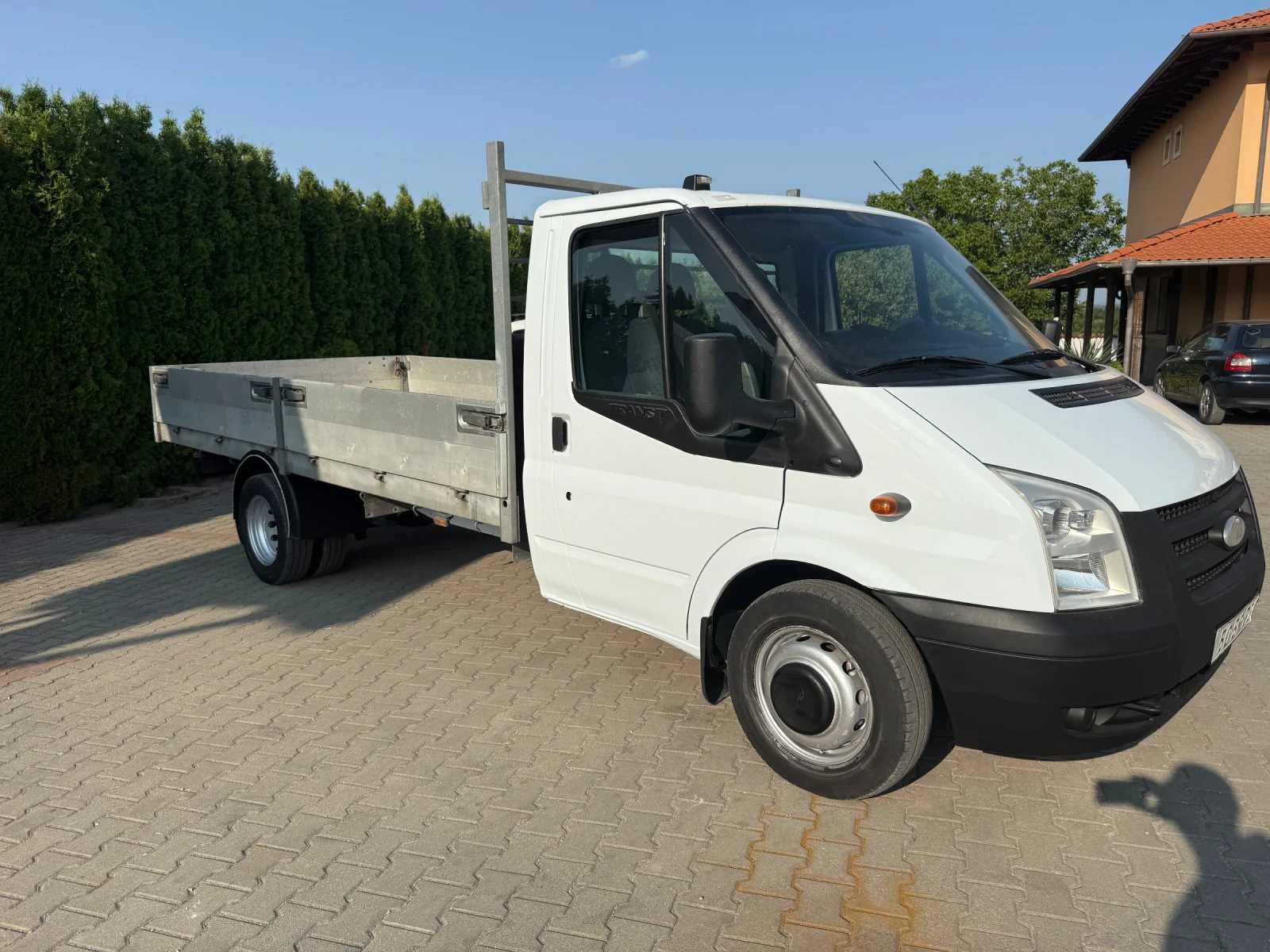 Ford Transit 2.4 - изображение 4