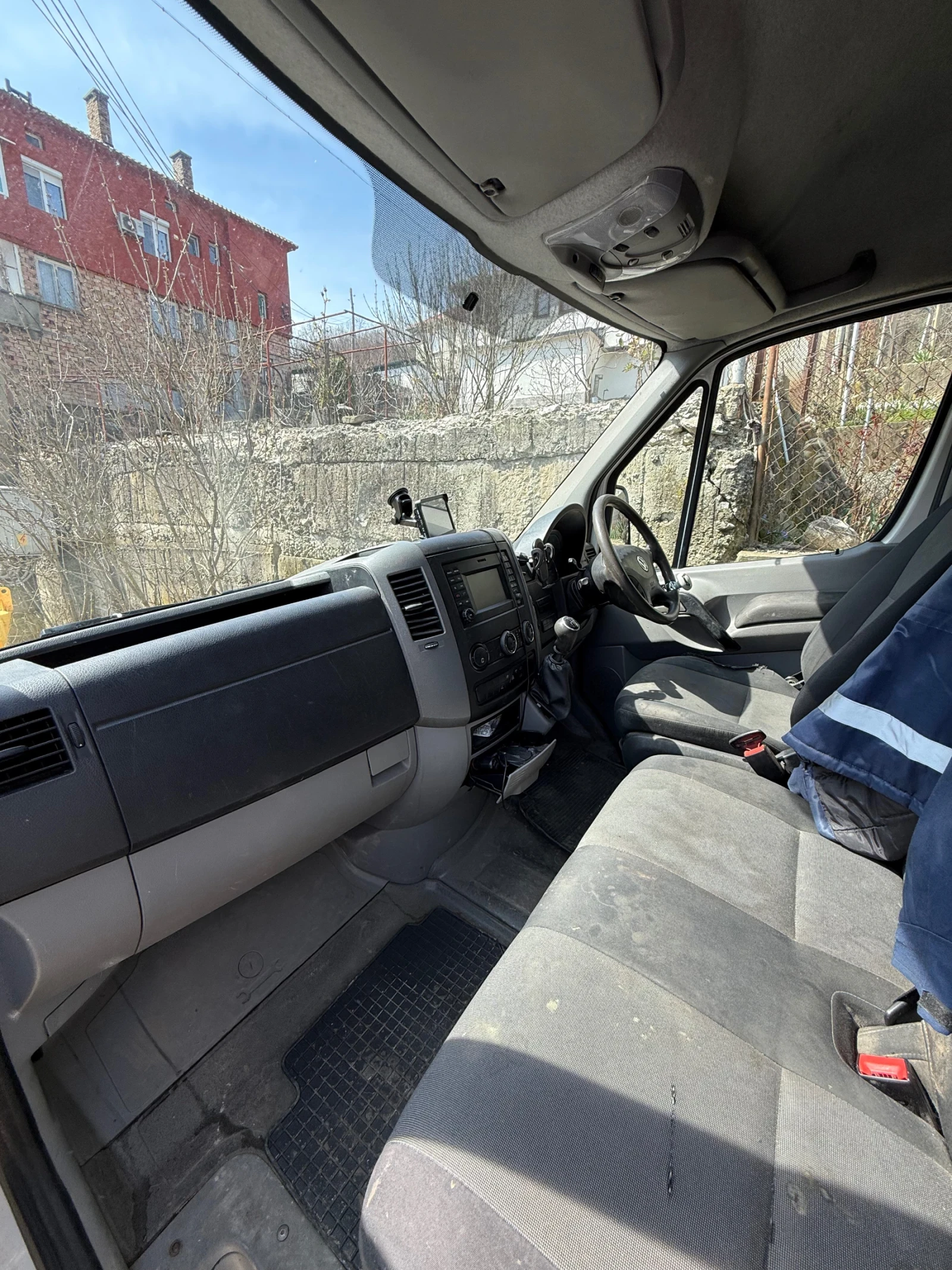 VW Crafter, снимка 6 - Бусове и автобуси - 54222177