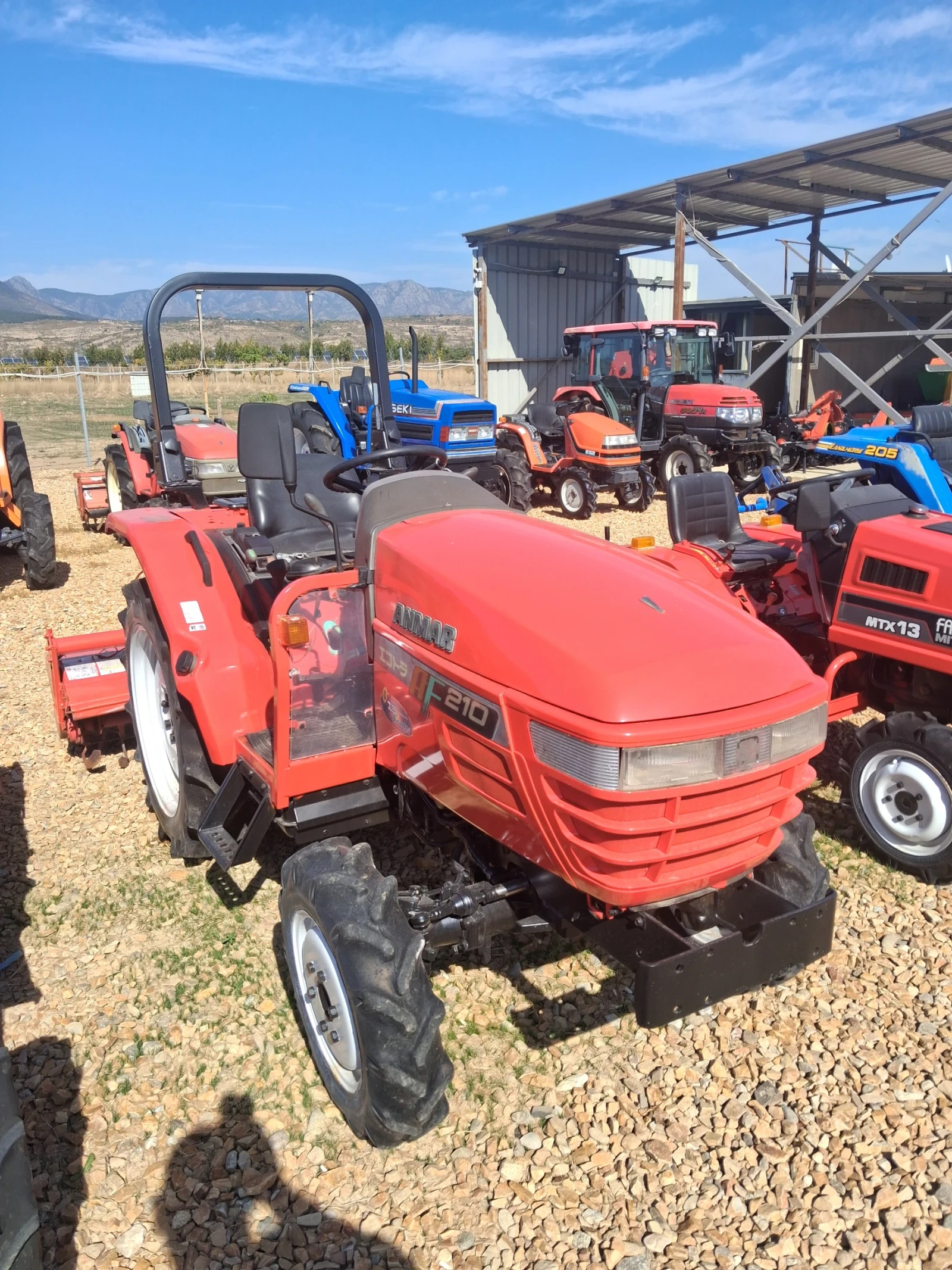 Трактор Kubota СКАЙТРАК, снимка 3 - Селскостопанска техника - 56373280