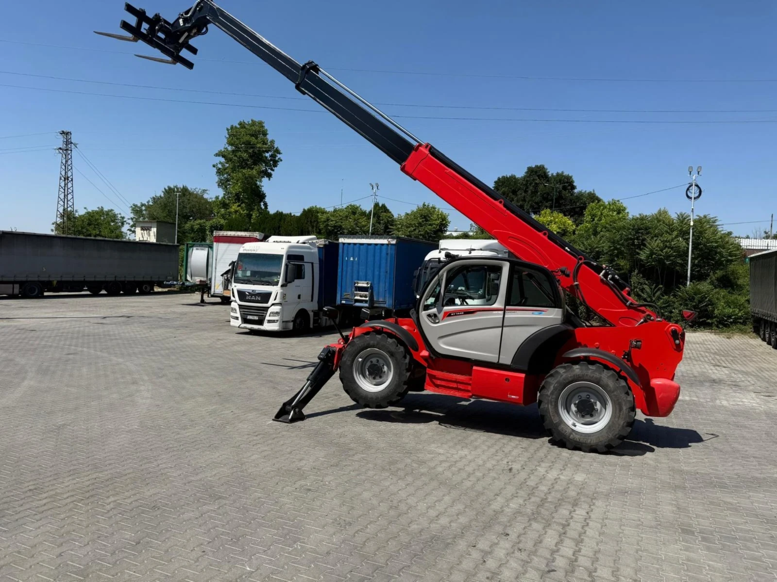 Телескопични товарачи Manitou MT1440 EASY, снимка 1