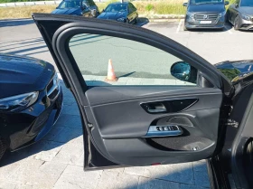 Mercedes-Benz E 220 d 4MATIC, снимка 11
