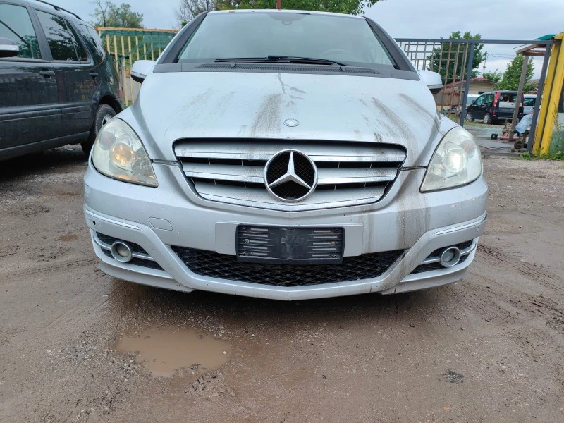 Mercedes-Benz B 180 2.0cdi, снимка 1 - Автомобили и джипове - 45761758