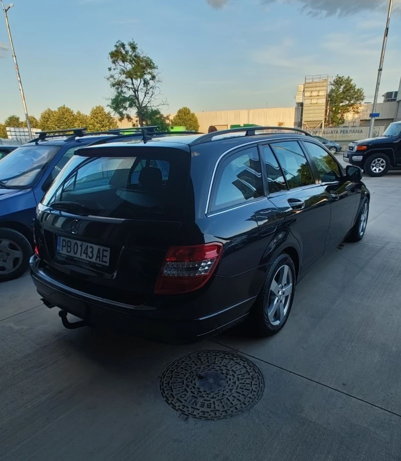 Mercedes-Benz C 180, снимка 5 - Автомобили и джипове - 47511084