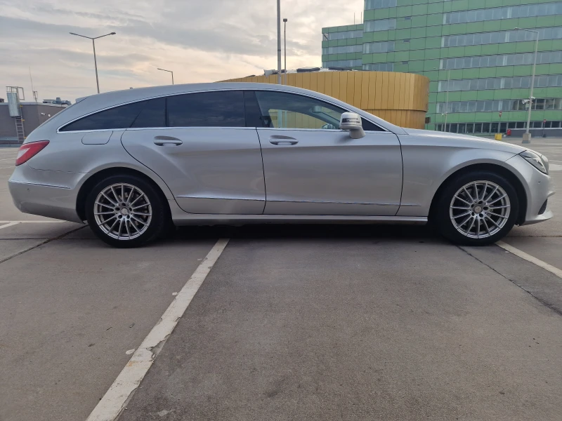 Mercedes-Benz CLS 350 4MATIC Shooting Brake, снимка 4 - Автомобили и джипове - 48342671