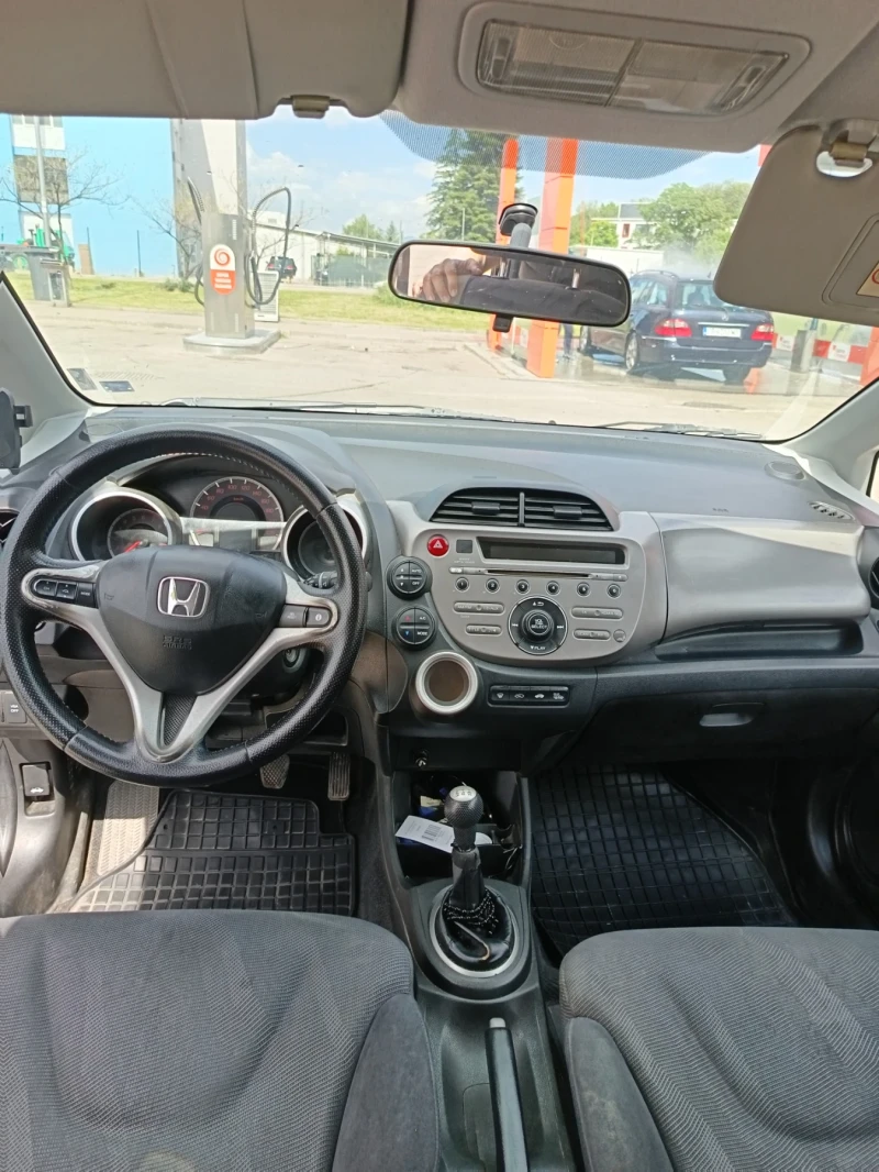 Honda Jazz, снимка 8 - Автомобили и джипове - 52357926