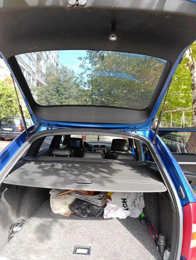 Skoda Octavia 2.0 tdi, снимка 4 - Автомобили и джипове - 52071283
