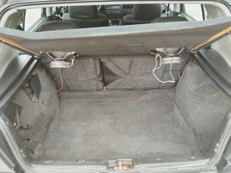 VW Golf, снимка 9 - Автомобили и джипове - 52042220