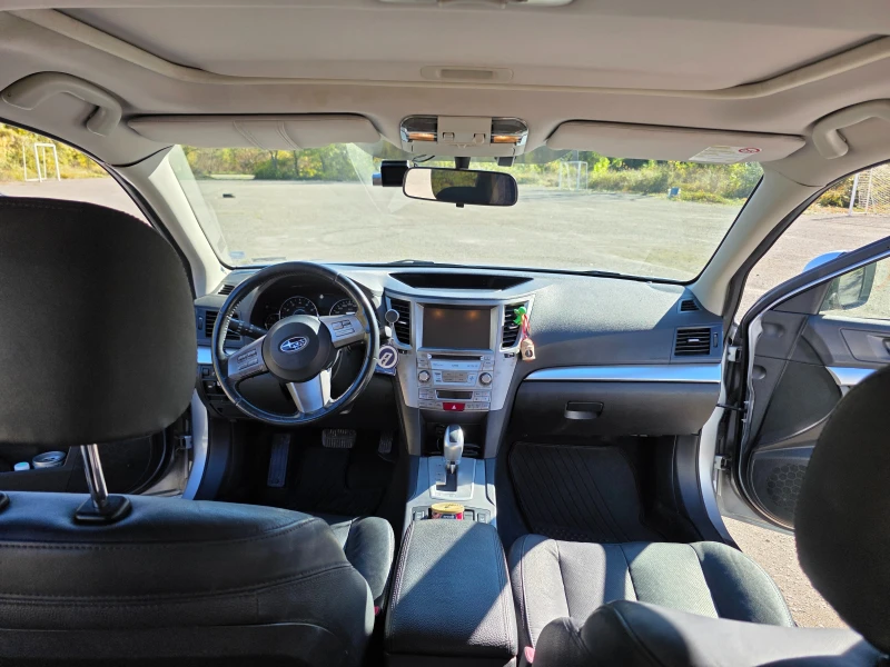 Subaru Outback, снимка 14 - Автомобили и джипове - 52261942