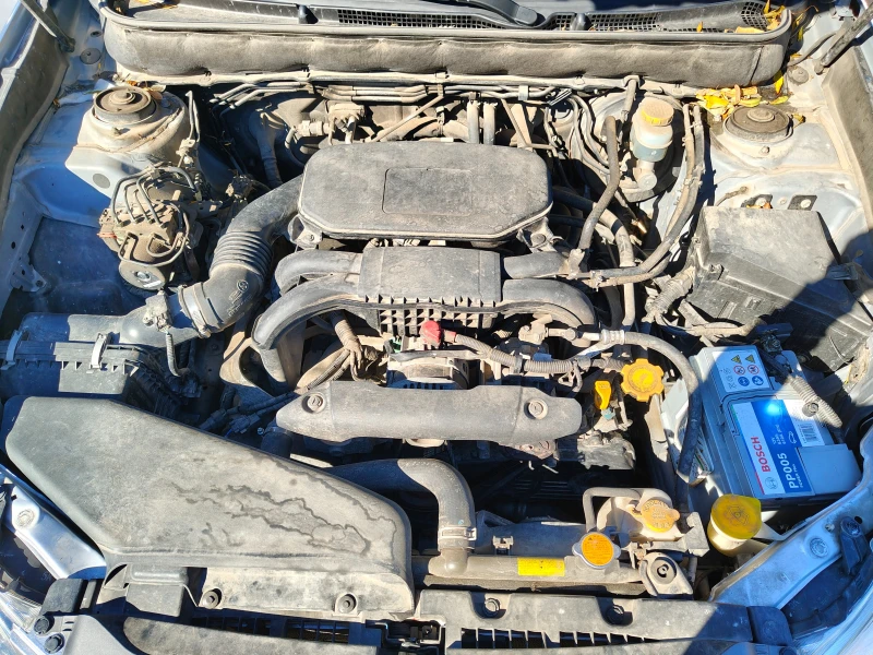 Subaru Outback, снимка 10 - Автомобили и джипове - 52261942
