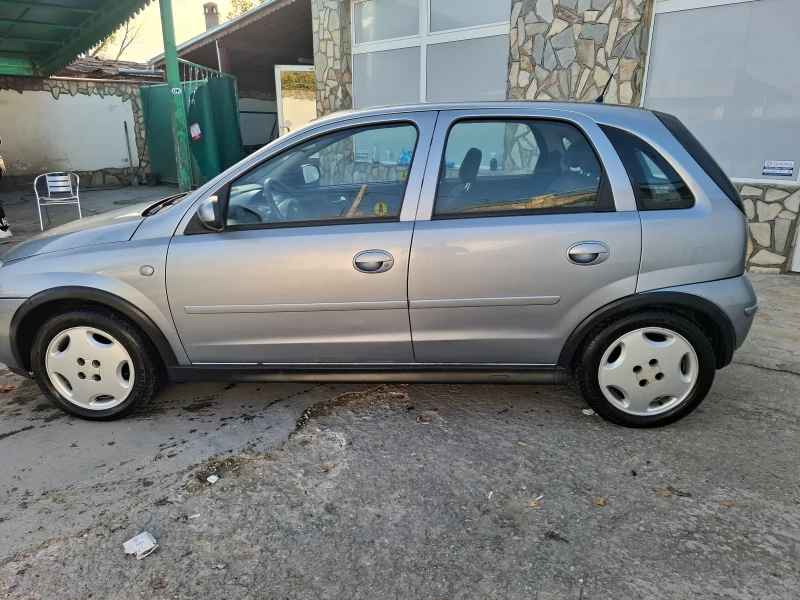 Opel Corsa 1.2, снимка 7 - Автомобили и джипове - 52430577