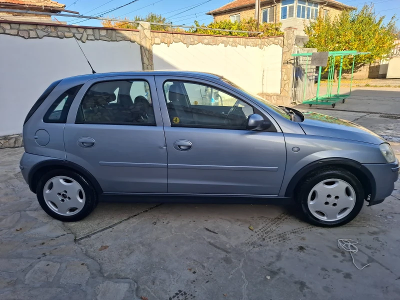 Opel Corsa 1.2, снимка 3 - Автомобили и джипове - 52430577