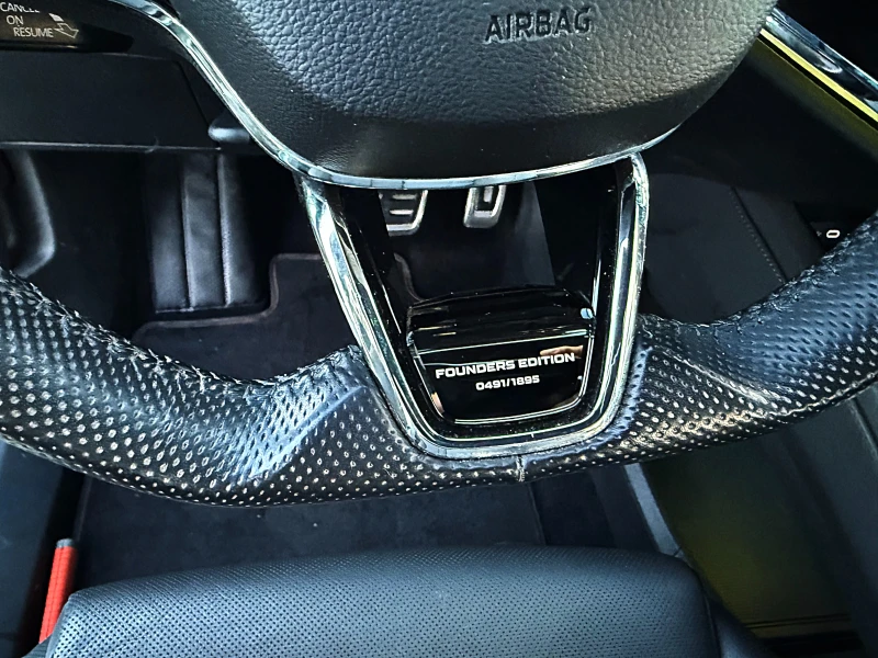 Skoda Enyaq EDITION-LED-MATRIX-NAVI-360 KAMERI-21цола , снимка 10 - Автомобили и джипове - 52555711