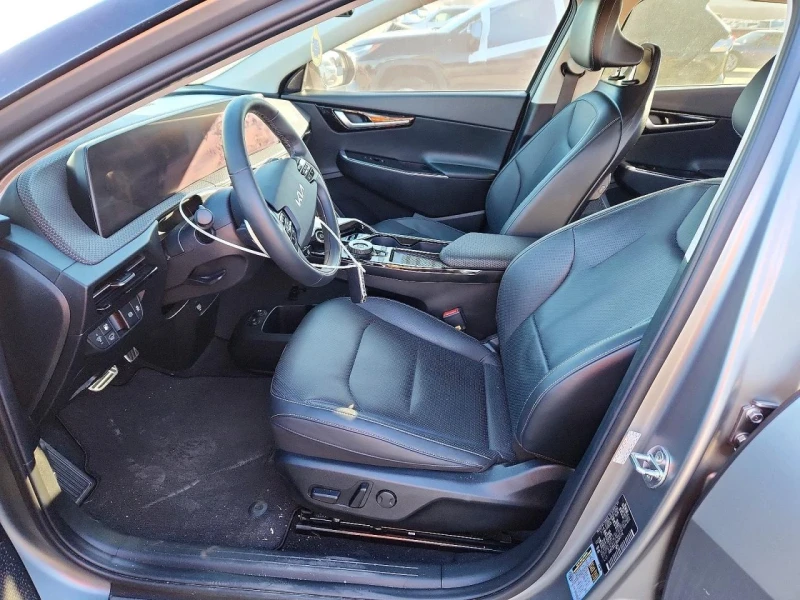 Kia EV6 LIGHT, снимка 7 - Автомобили и джипове - 53423308