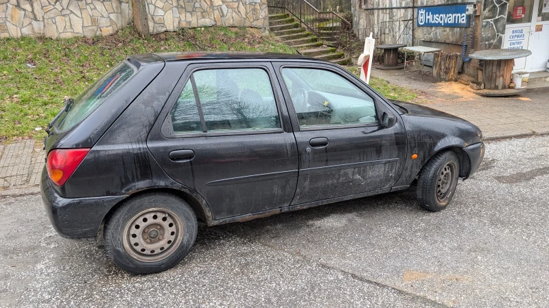 Ford Fiesta 1.4 i  16V LPG, снимка 7 - Автомобили и джипове - 53455083