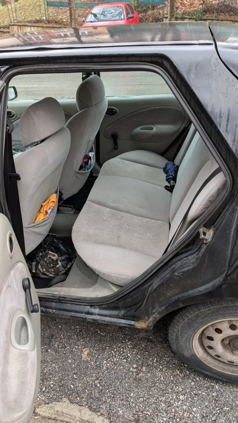 Ford Fiesta 1.4 i  16V LPG, снимка 4 - Автомобили и джипове - 53455083