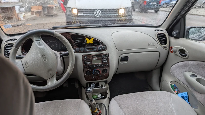 Ford Fiesta 1.4 i  16V LPG, снимка 5 - Автомобили и джипове - 53455083