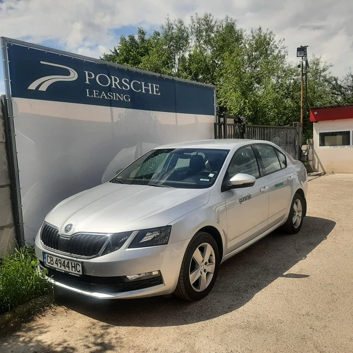 Skoda Octavia 1.6TDI, снимка 7 - Автомобили и джипове - 46584665