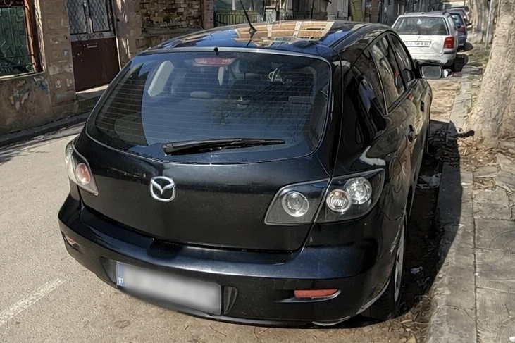 Mazda 3 1.6 CD, снимка 4 - Автомобили и джипове - 53713513