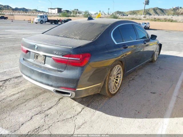 BMW 740 * КОЖА* ПОДГРЕВ* ПАНОРАМА* NAVI* КАМЕРА* LED* , снимка 4 - Автомобили и джипове - 54957196