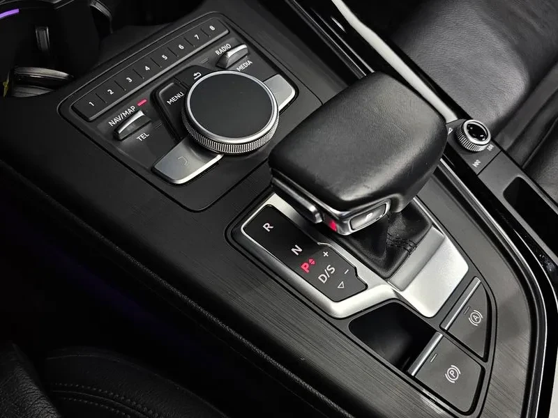 Audi A5 2.0 TFSI Quattro - САМО 30% АВАНС, снимка 9 - Автомобили и джипове - 56270695
