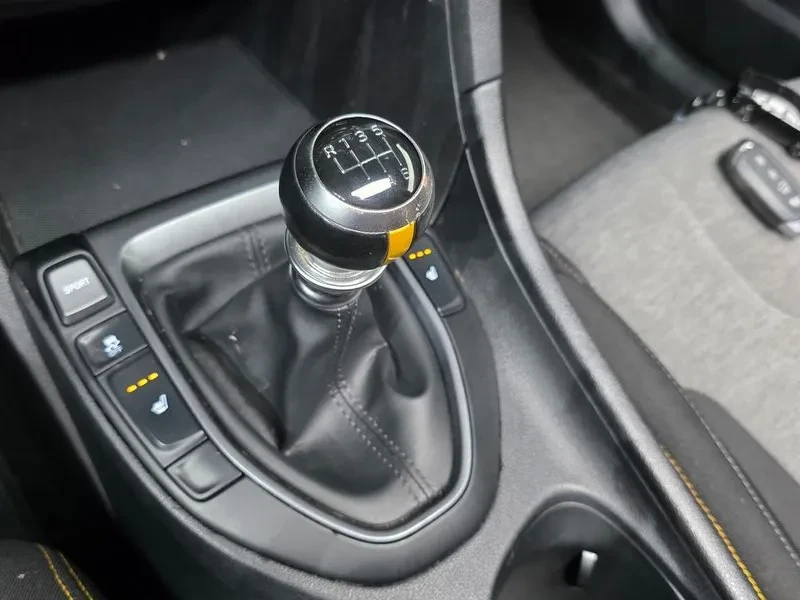 Hyundai Veloster  (Js) 1.6 Turbo Sport | Mobile.bg � ����������� 9