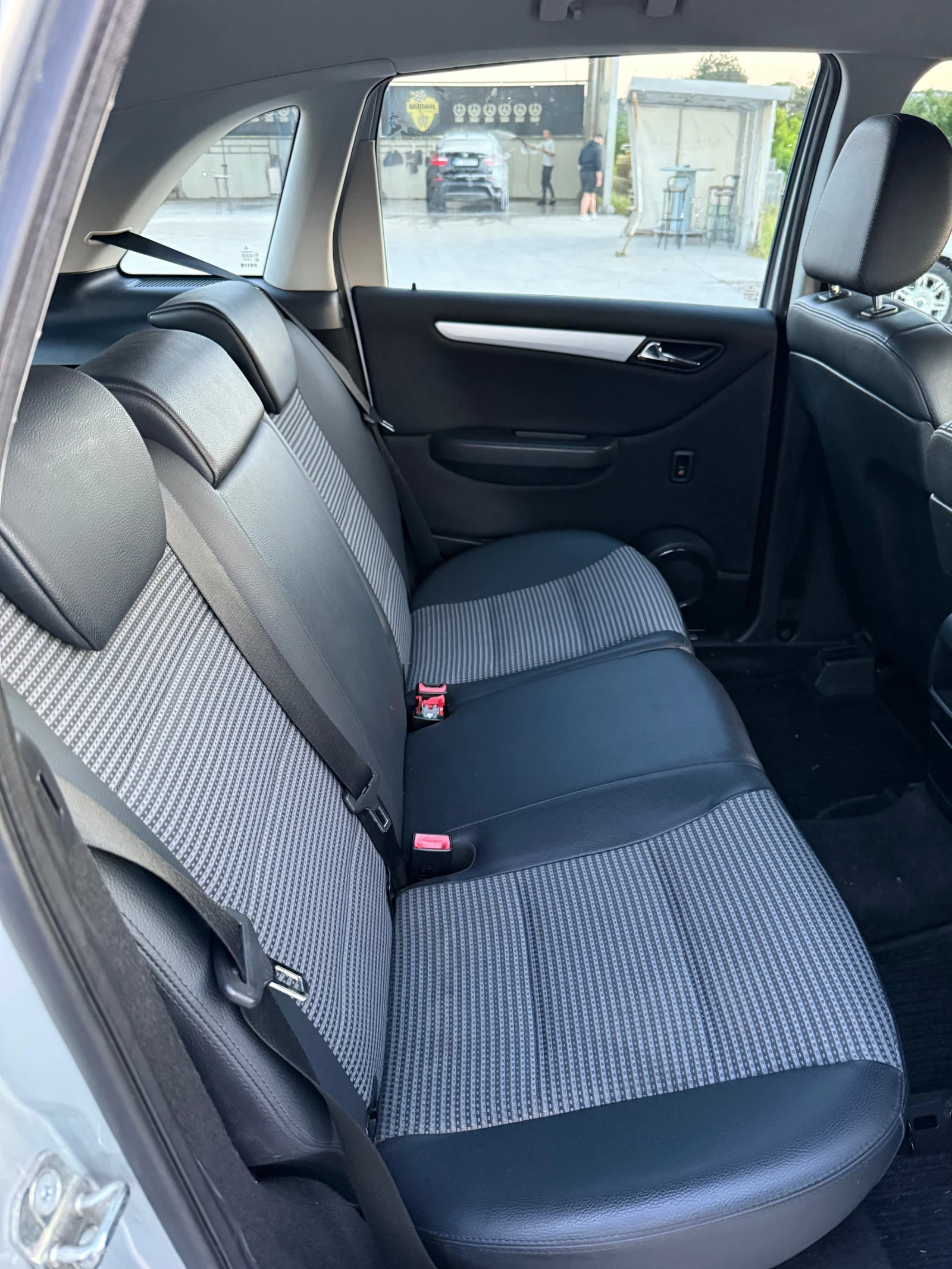 Mercedes-Benz B 150  - изображение 5