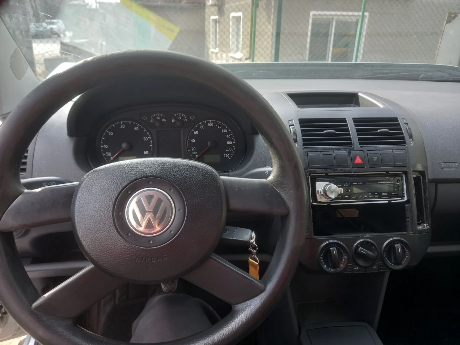 VW Polo 1.2 - изображение 6