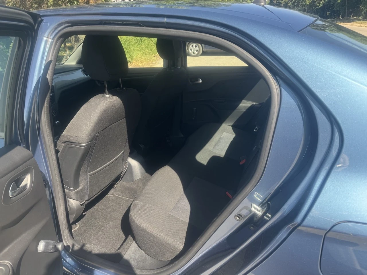 Citroen C-Elysee 1.2 бензин 82 к.с. - изображение 6