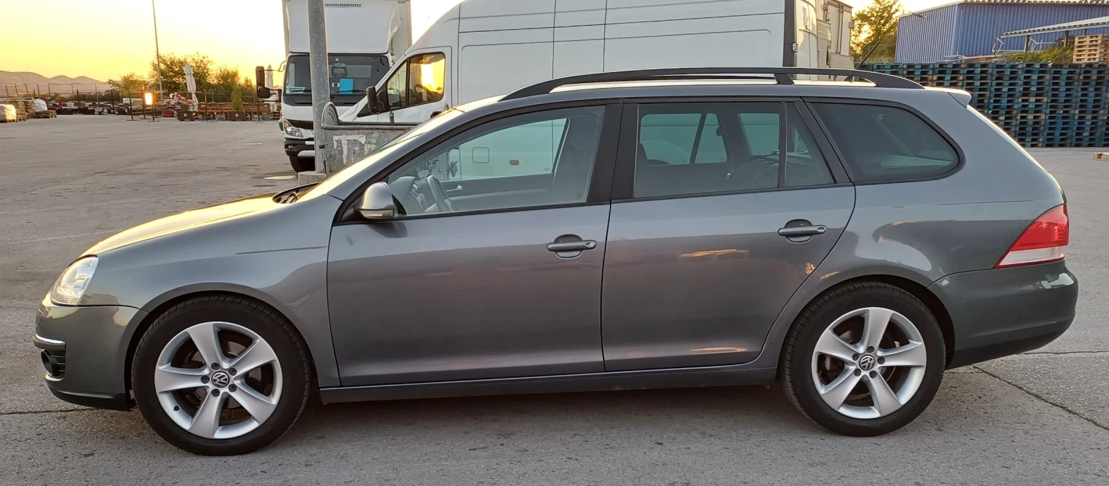 VW Golf Variant 1.9 TDI  - изображение 4