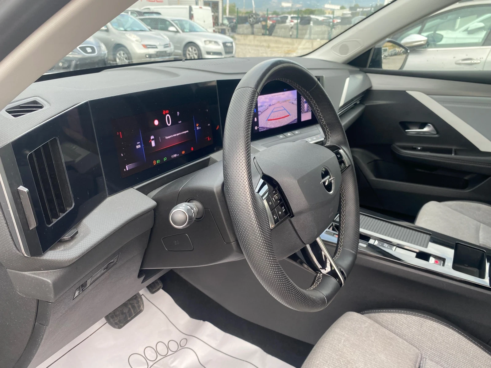 Opel Astra 2023/11M 1.2i AUTO 11777km * FULL FULL  - изображение 9
