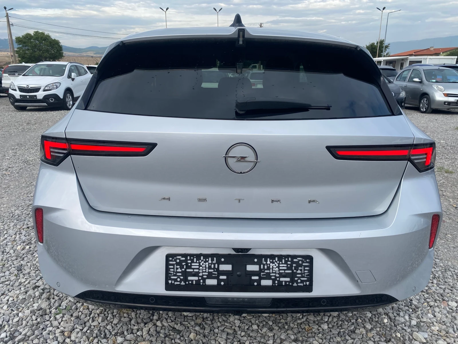 Opel Astra 2023/11M 1.2i AUTO 11777km * FULL FULL  - изображение 3