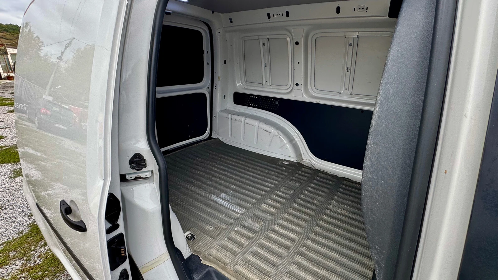 VW Caddy 4 MOTION Italia euro 6  | Mobile.bg   15