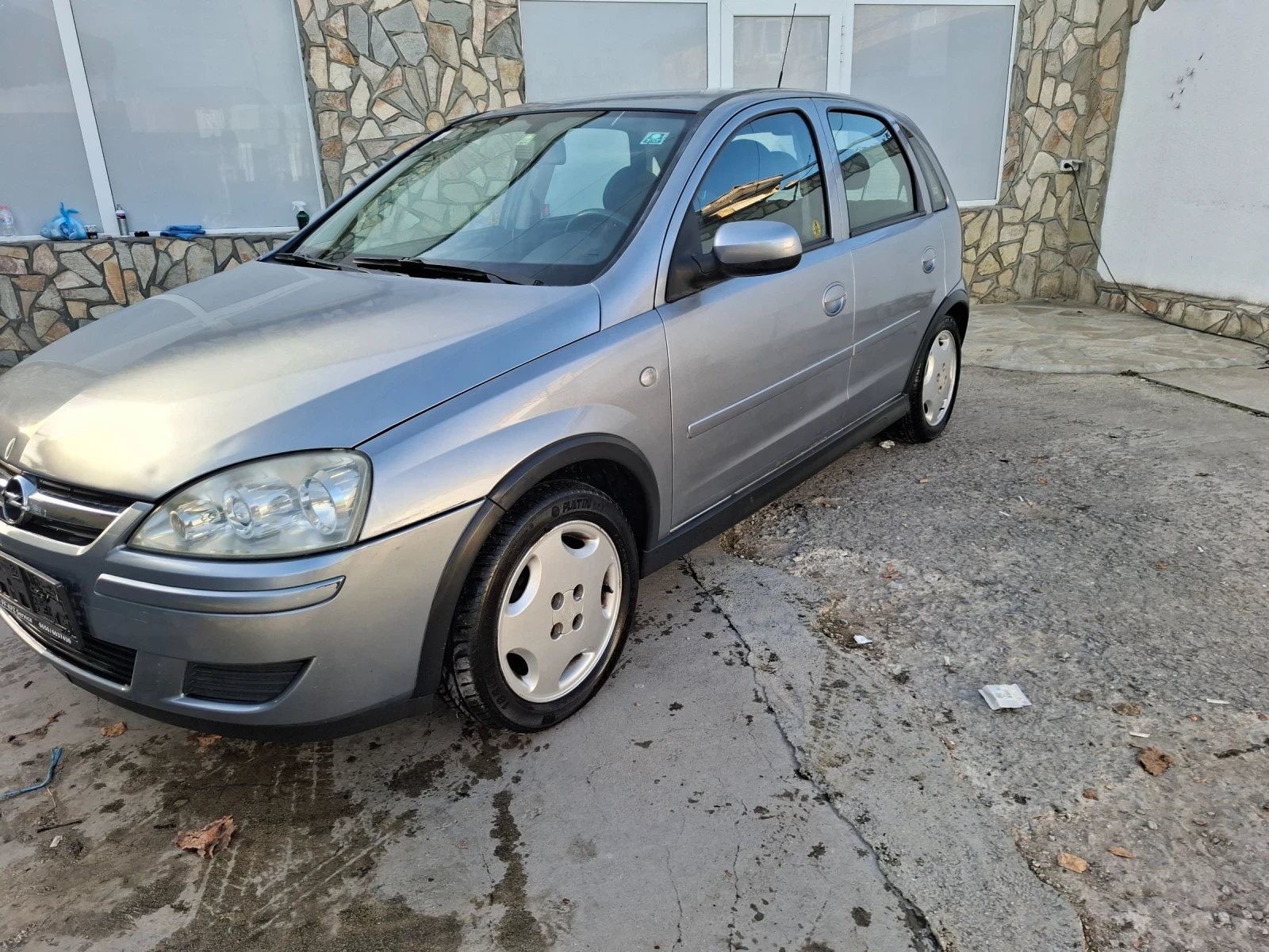 Opel Corsa 1.2 - изображение 8