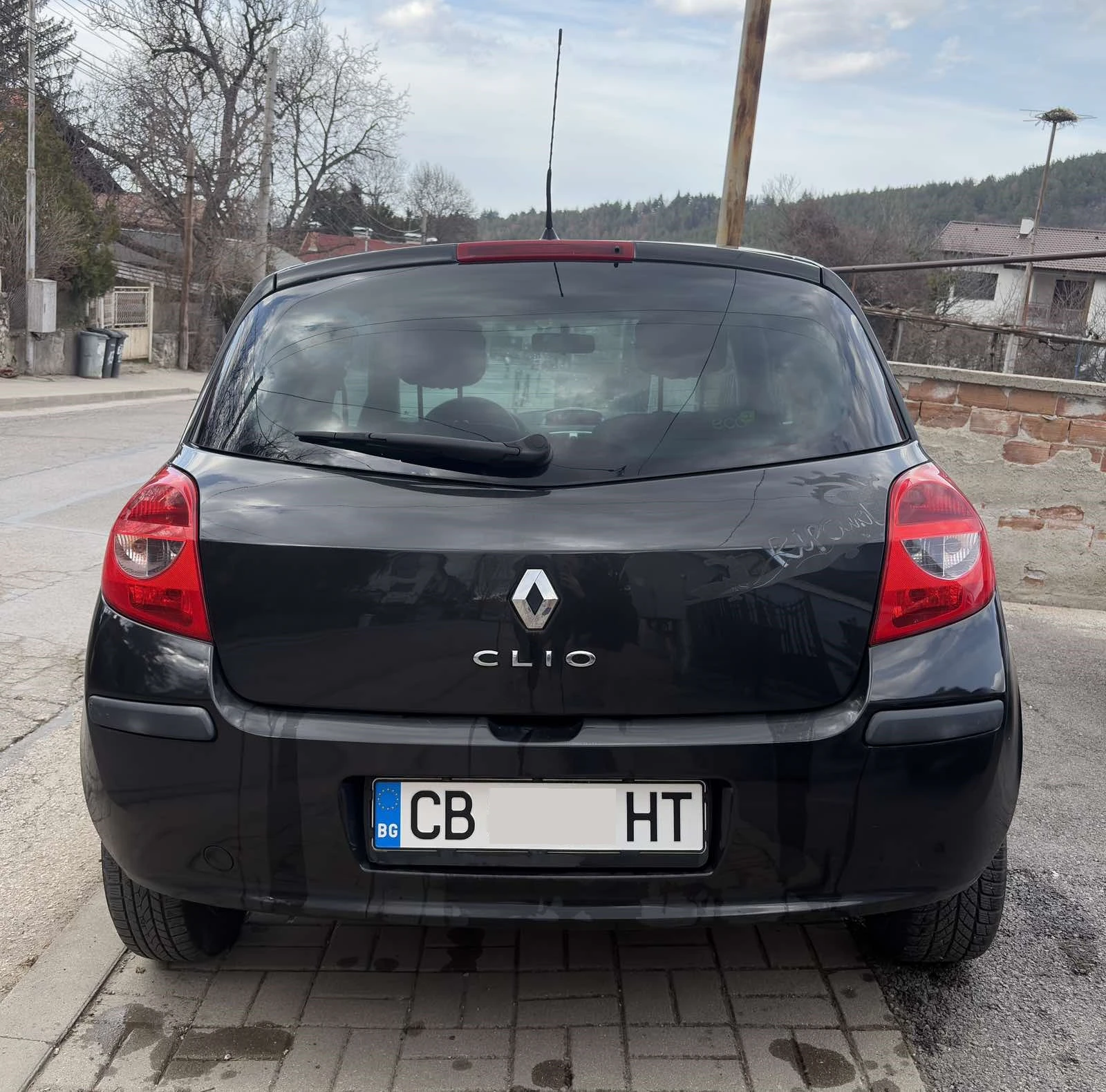 Renault Clio 1.2i, снимка 3 - Автомобили и джипове - 53895627