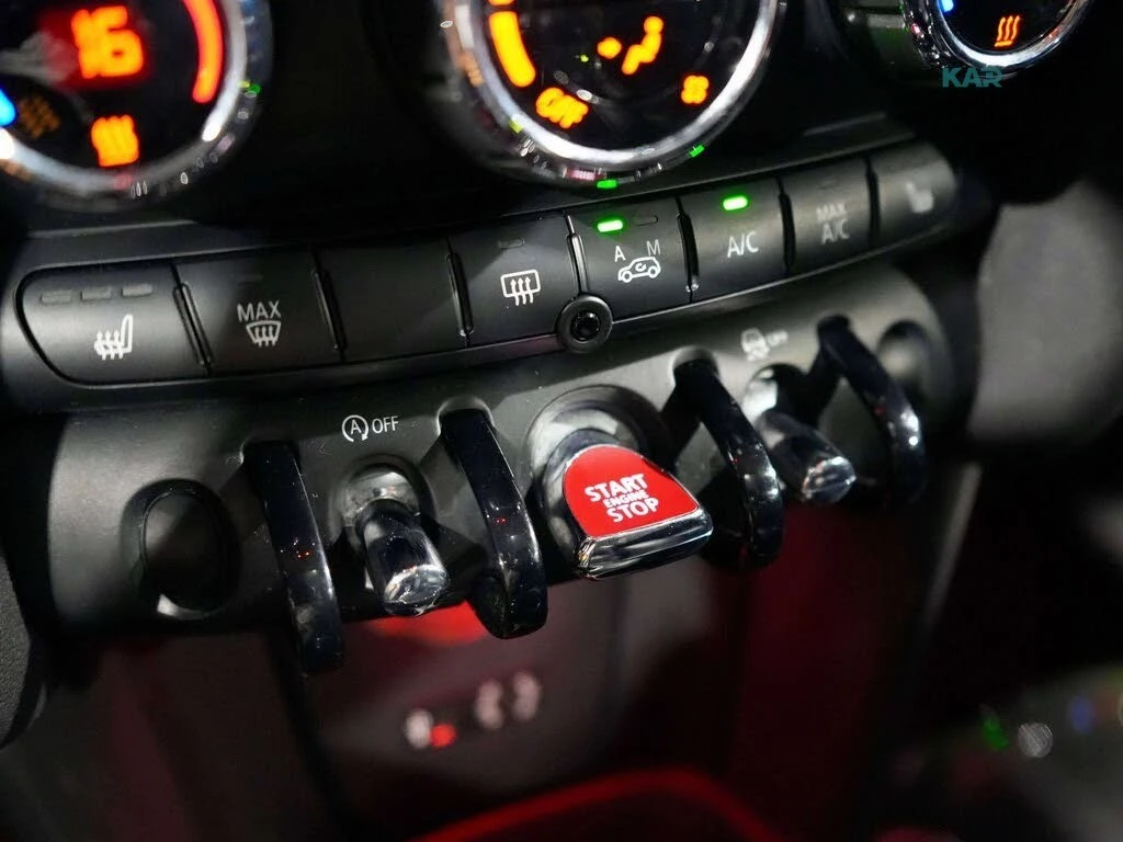 Mini Cooper * АвтоКредит *  ЦЕНА ДО БЪЛГАРИЯ, снимка 17 - Автомобили и джипове - 54789154