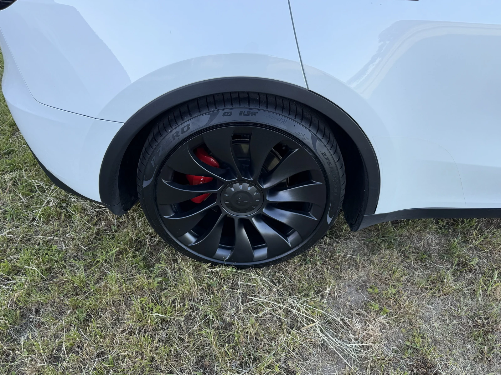 Tesla Model Y Performance, снимка 10 - Автомобили и джипове - 54805370