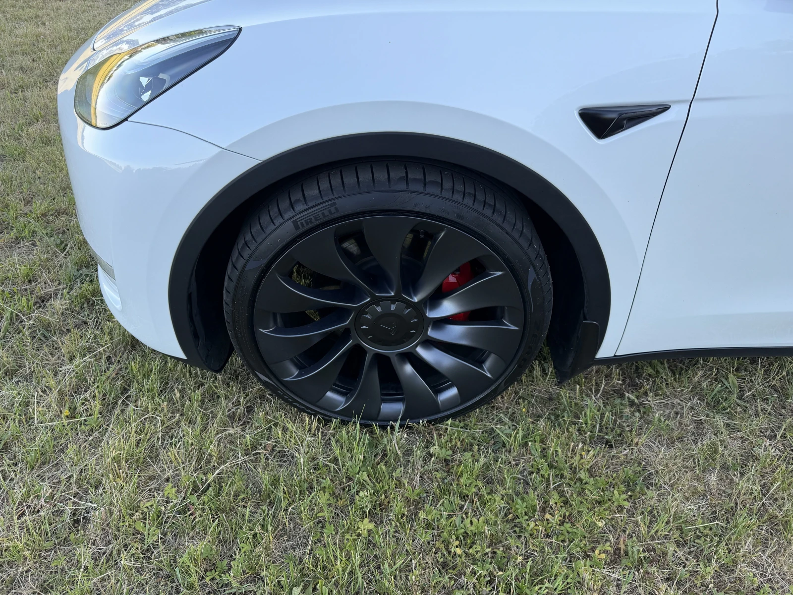 Tesla Model Y Performance, снимка 8 - Автомобили и джипове - 54805370