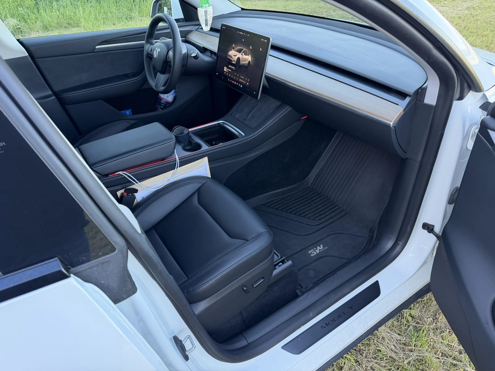 Tesla Model Y Performance, снимка 11 - Автомобили и джипове - 54805370