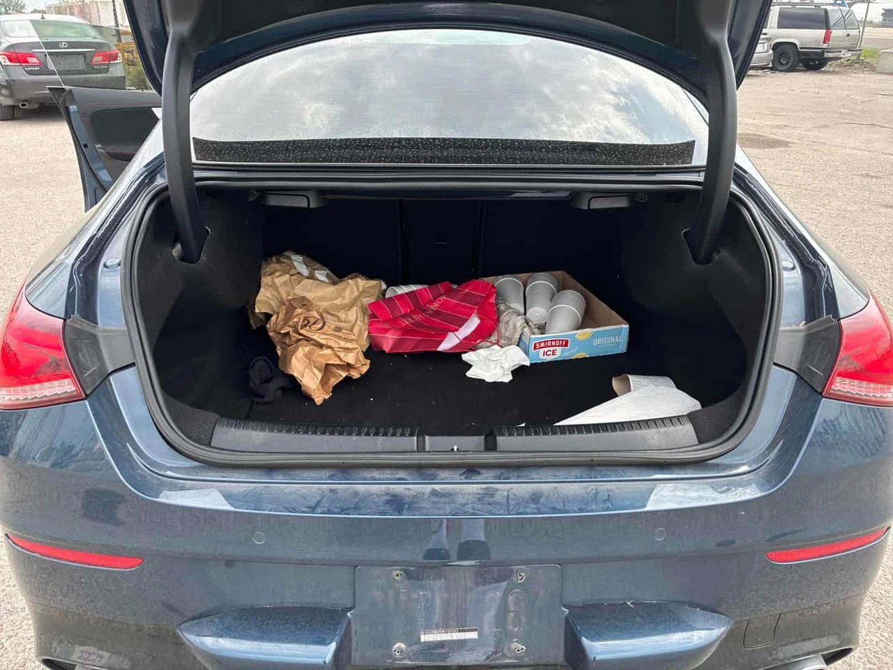 Mercedes-Benz CLA AMG 35  CARFAX, снимка 15 - Автомобили и джипове - 54892647