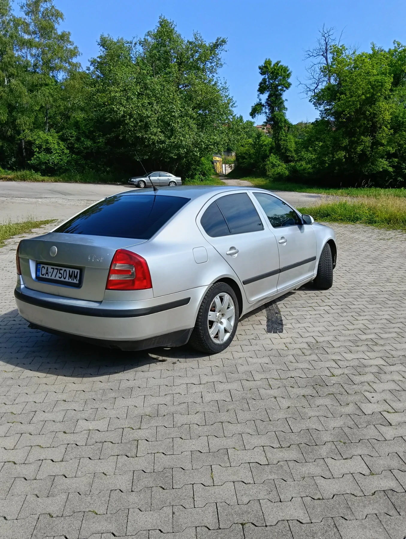 Skoda Octavia 2.0 TDI, снимка 2 - Автомобили и джипове - 54899675