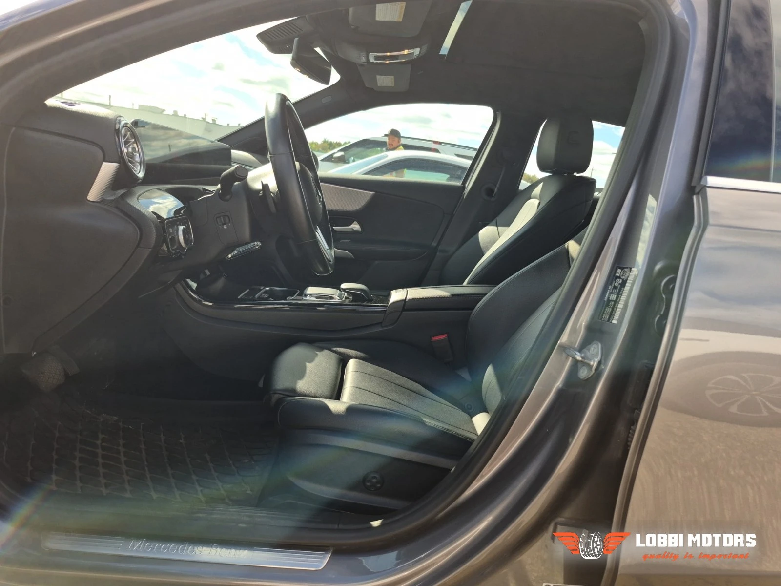 Mercedes-Benz A 220, снимка 5 - Автомобили и джипове - 56103937