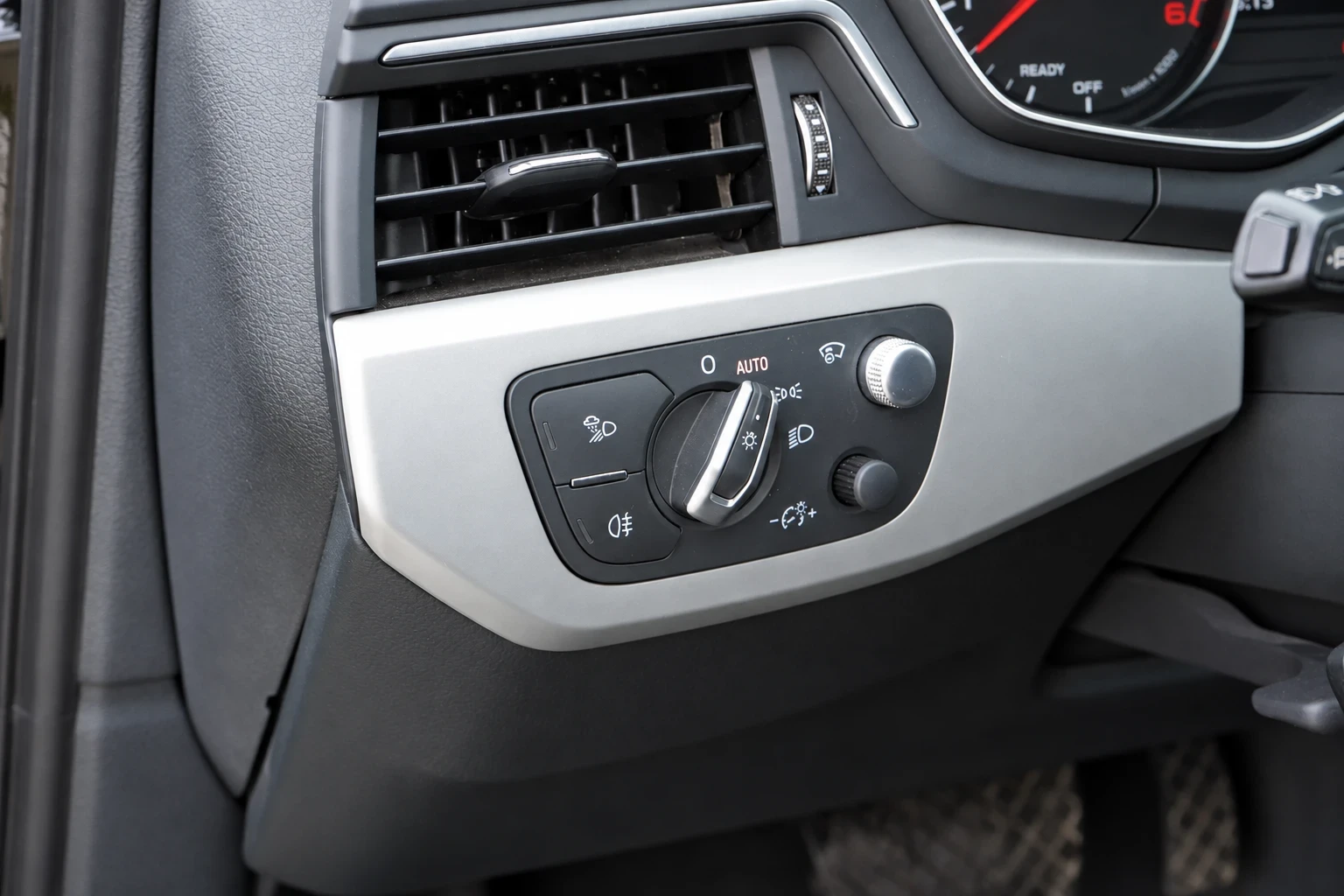 Audi A4 50TDI* AllROAD* DISTR* LED* HEAD-UP* CARPLAY*  | Mobile.bg � ����������� 8